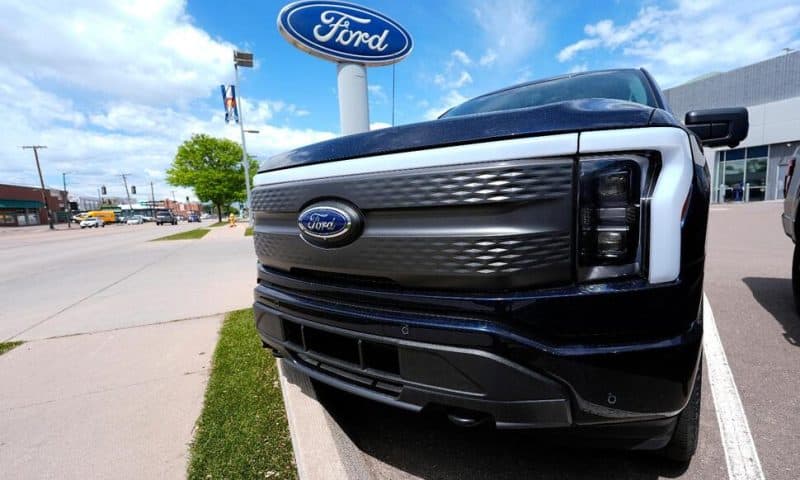 Ford Cuts 2024 Earnings Guidance Due to Warranty Costs and Slow Pace of Cost Cutting