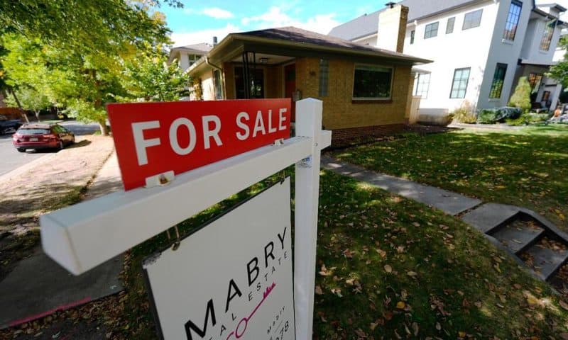 US Home Sales Slowed Again in September, Falling to Weakest Annual Pace in Nearly 14 Years