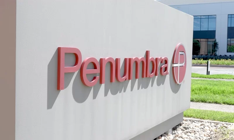 Penumbra (NYSE:PEN) PT Raised to $235.00