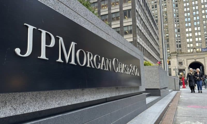 JPMorgan Sets Aside More Money for Potential Bad Loans but Says Consumers Are on ‘Solid Footing’