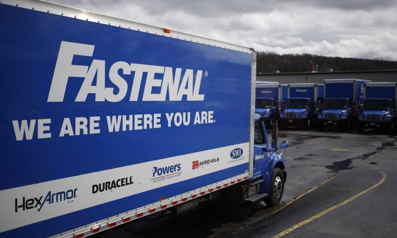 Fastenal (NASDAQ:FAST) Plans $0.39 Quarterly Dividend