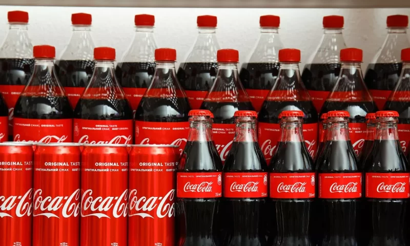 Coca-Cola (NYSE:KO) Trading Down 0.6% – Should You Sell?