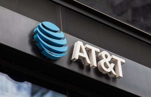 AT&T (NYSE:T) Trading 1% Higher – Time to Buy?