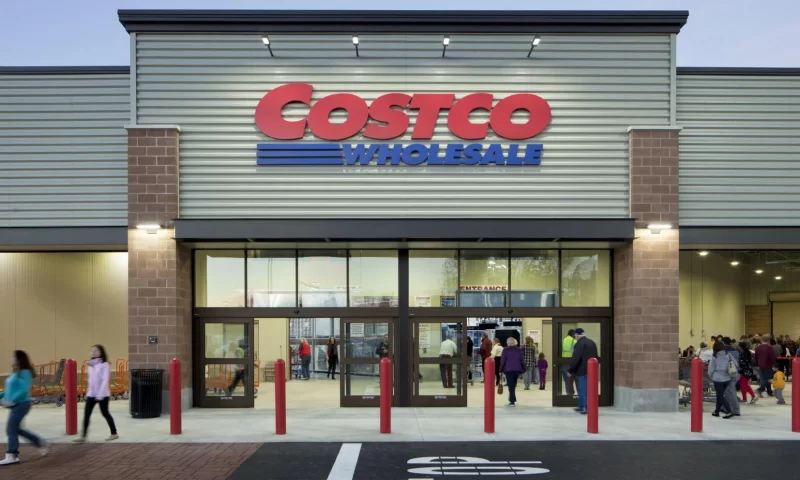 Costco Wholesale (NASDAQ:COST) Stock Price Down 0.2% – Here’s Why