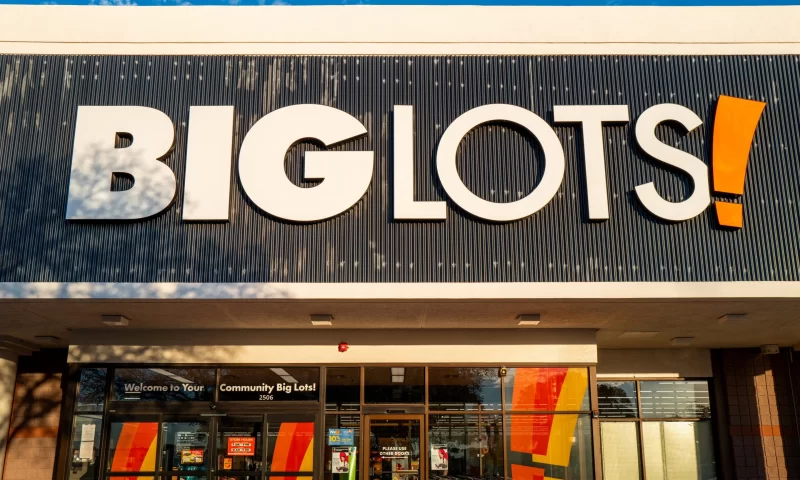 Big Lots Reaches Deal to Keep Hundreds of US Stores Open