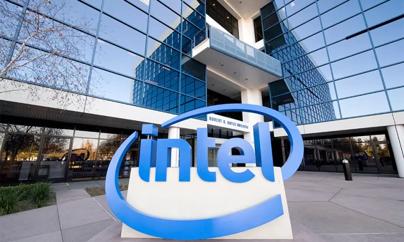 Intel Co. (NASDAQ:INTC) Shares Purchased by Principal Financial Group Inc.