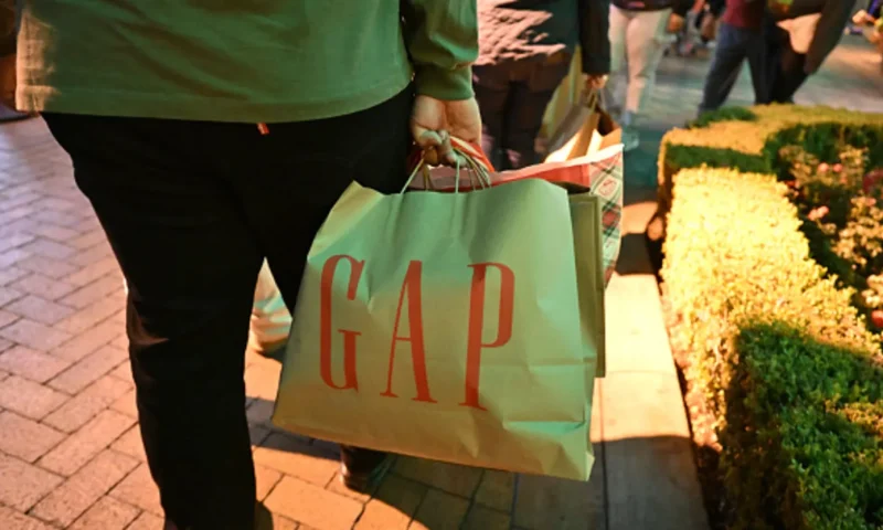 Gap shares spike 17% as retailer blows away expectations again, showing turnaround has staying power