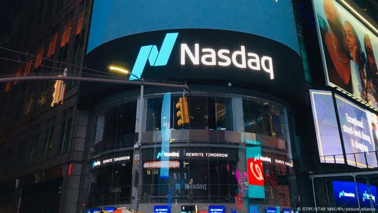 Stock market today: Dow jumps, Nasdaq surges as Wall Street rallies on easing trade tensions