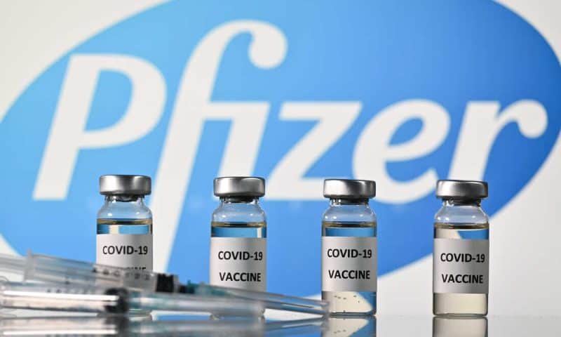 Pfizer (NYSE:PFE) Collaborates With Guardant Health on Oncology; Declares US$0.43 Dividend