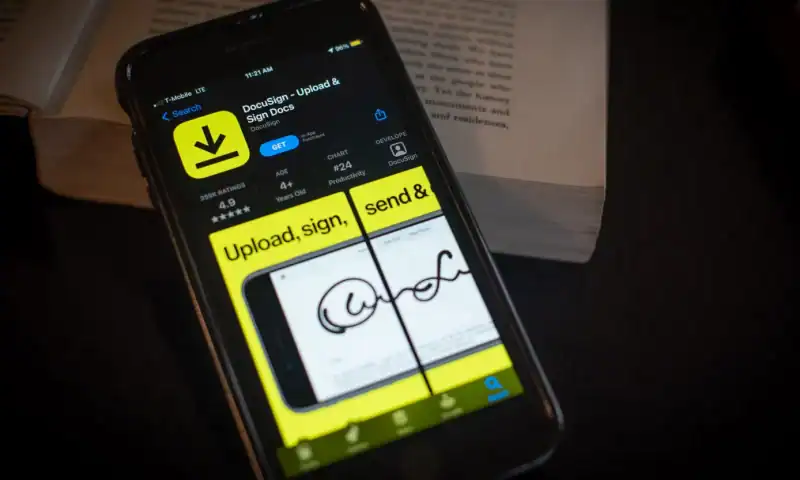 DocuSign stock tanks 18% after company cuts billings outlook