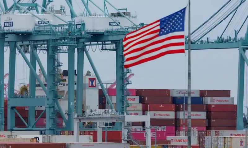 Manufacturing activity contracted in May as imports hit lowest level since 2009