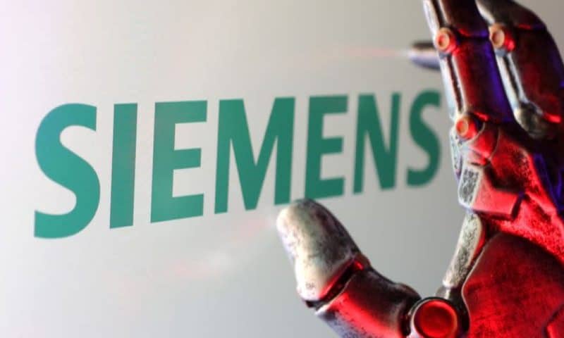 Siemens reports Q3 results in line with forecast on weak dollar; confirms 2025 outlook