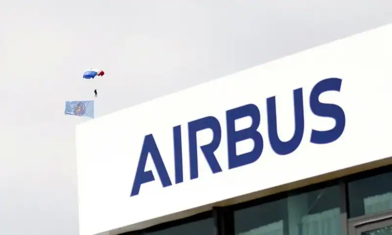 Airbus deliveries fell 3% in January-August
