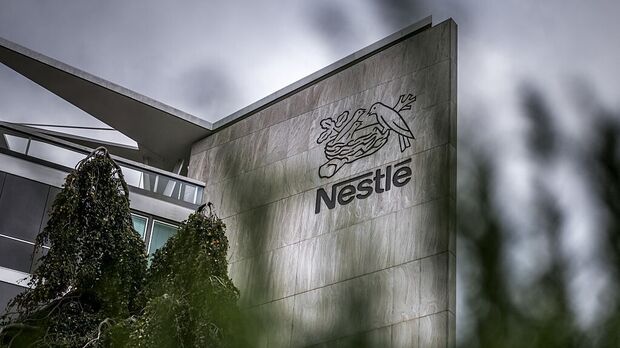 Does the 12.6% Rally Signal a New Opportunity in Nestlé for 2025?