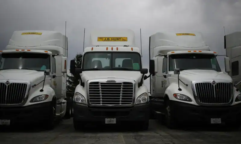 Trucking and logistics stocks drop on release of AI freight scaling tool