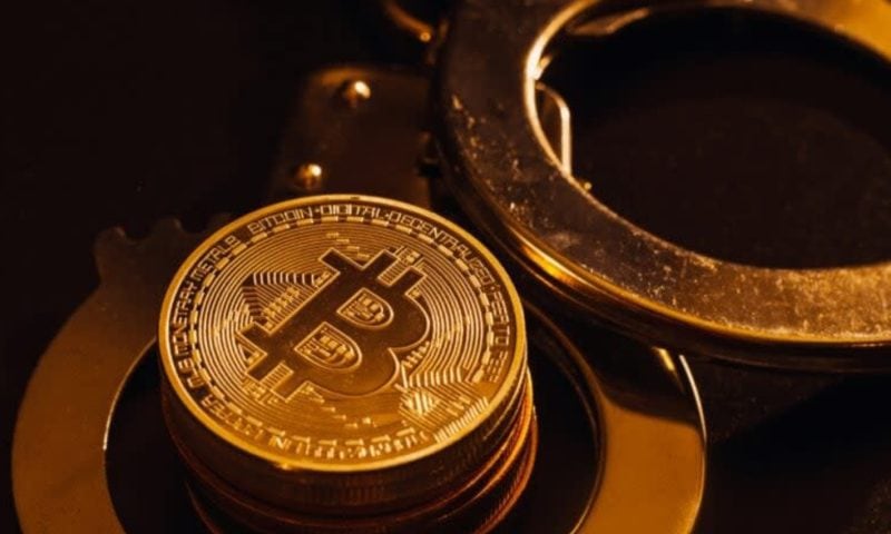 Bitcoin’s ‘Infinite’ Paper Supply — Not Wall Street — Is The Real Problem, Says Analyst