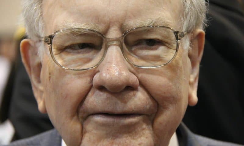 Warren Buffett Dumped Shares of Amazon, Apple, and Bank of America, and Added One Brand-New Stock in His Final Quarter Before Retirement