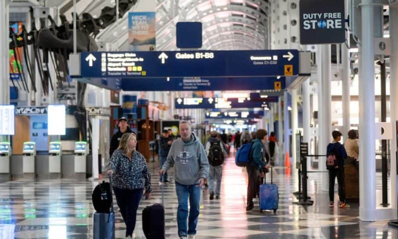 FAA plans to reduce flights at Chicago O’Hare, cites boost in schedules