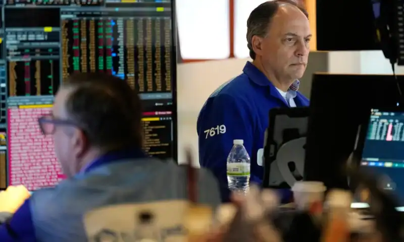 US stocks drop sharply as investors hunt for losers that will be hurt by AI