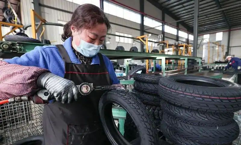 China exports surge despite Trump tariffs