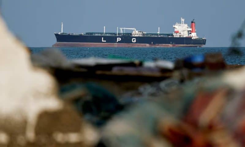 Oil gains over 2% as market weighs Iran war supply risks