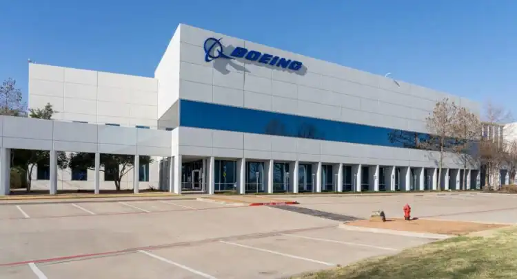 Boeing Stock (NYSE:BA) Plunges Despite Big New Jet Order