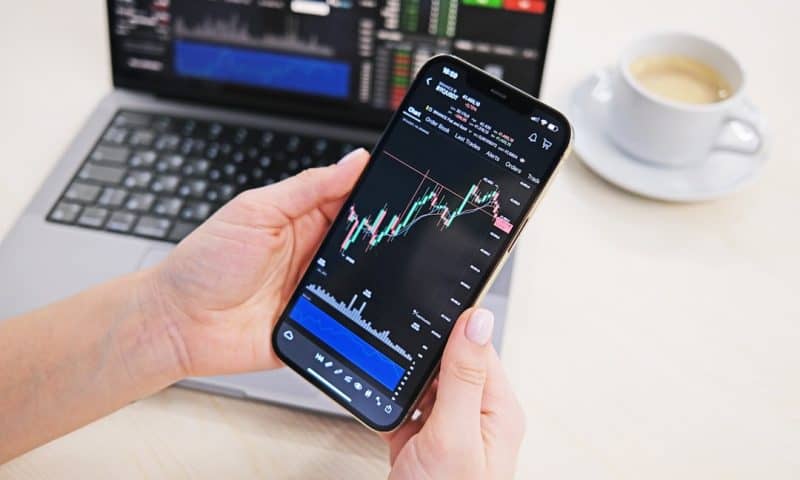 The Powerful Market Signal Hidden in Corporate Insider Trading Activity