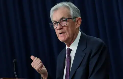 Fed officials still foresee rate cut this year, despite war impacts, minutes show