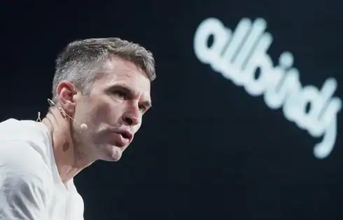 Struggling shoe retailer Allbirds makes bizarre pivot to AI, adds $127 million in value