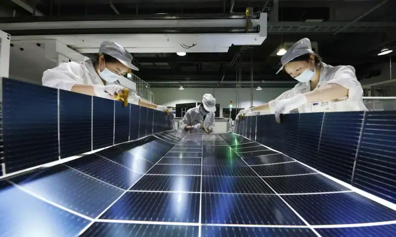 China industrial profits jump 15.8% in March, fueled by AI and chip boom despite oil shock risks