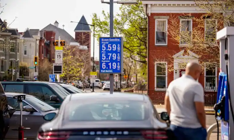 Consumer spending has powered US economic growth. The Iran war is ‘testing its resilience.’