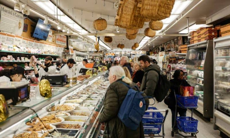 US service sector cools in March, inflation heating up amid Iran war