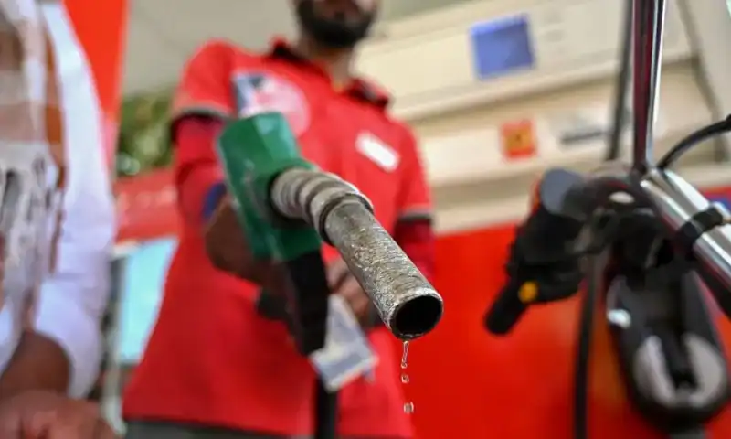 Oil prices rise as US-Iran peace talks stall