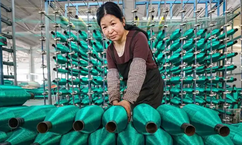 China’s economy grows faster than expected despite Iran war