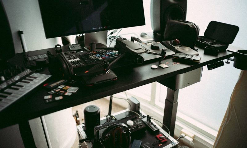 Smart Money Recognizes This Contrarian Setup Building Across Major Markets