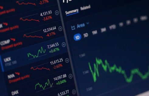 Smart Investors Decode the Hidden Power of Earnings Catalysts in Market Momentum