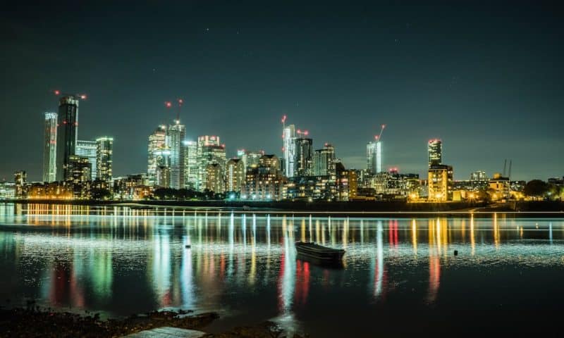 Corporate Boardrooms Navigate Rising Equity Premium Pressures on Strategic Planning