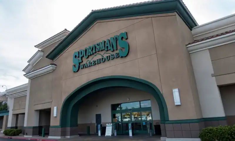 Why Sportsman’s Warehouse (SPWH) Stock Is Trading Lower Today