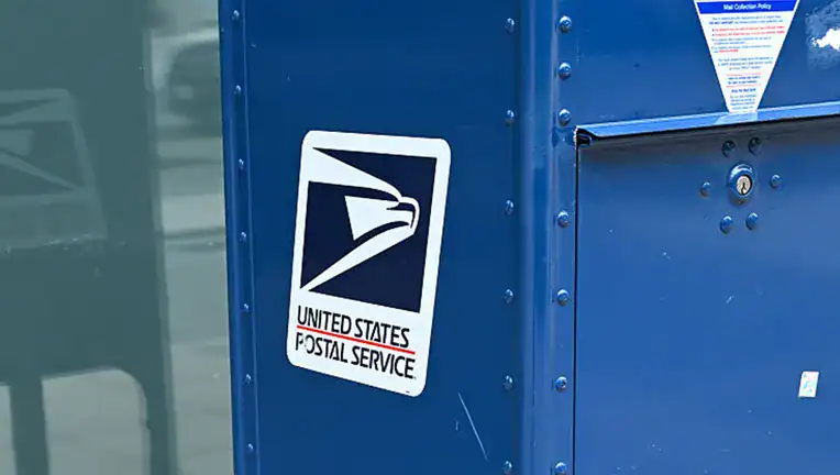 USPS suspends contributions to pension plan to delay running out of cash