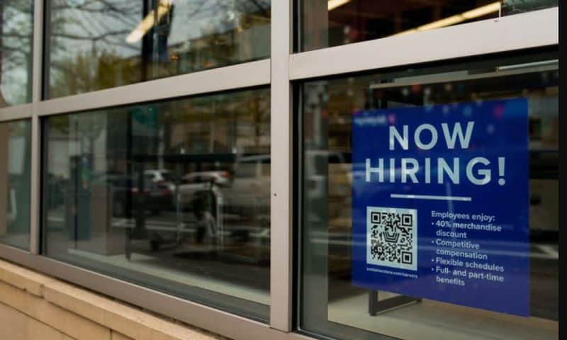 US labor market stable as layoffs remain low