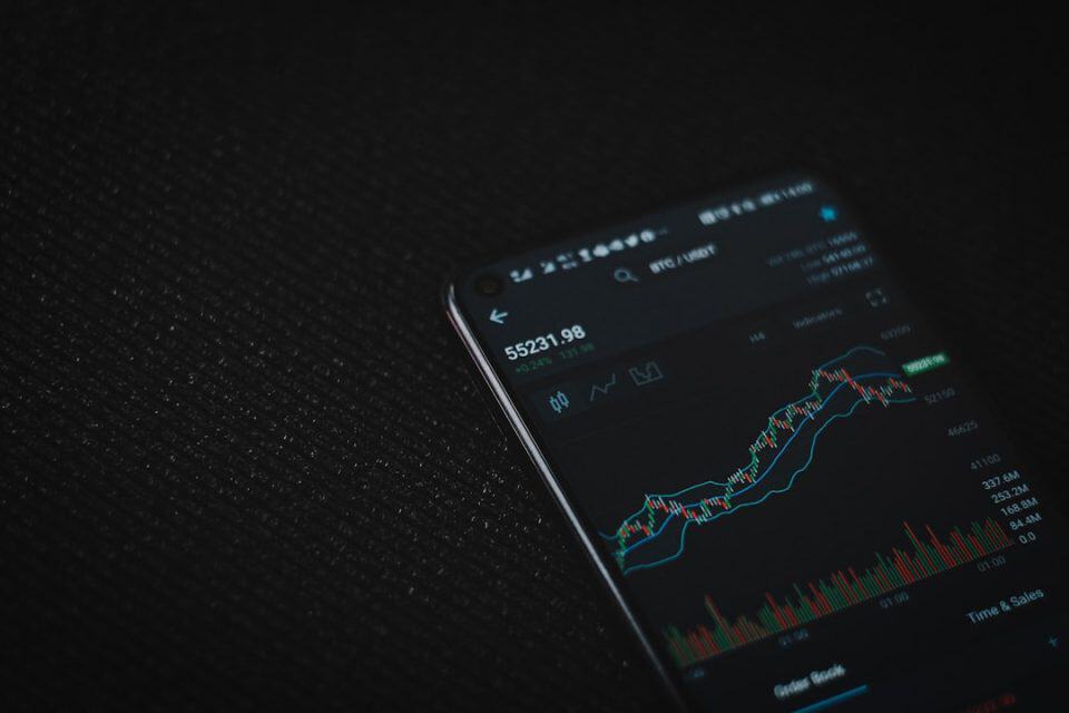 Inside the Surge of Activist Investor Stakes Reshaping Global Equity Markets